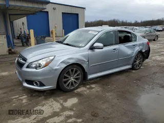 2014 Subaru Legacy Special Sports z VIN 4S3BMBH65E3037052, wystawiony jako Copart lot #51887625 z przebiegiem 216 690 mil mil oraz Szkoda całkowita • Salvage title. Historia ofert i sprzedaży dostępna na DreamBid. Obrazek 1.
