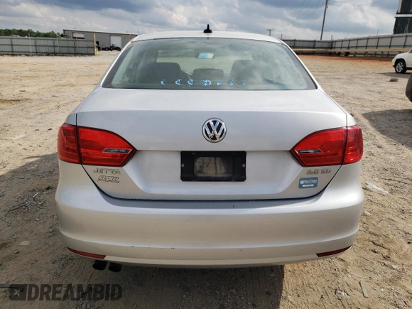 2013 Volkswagen Jetta SE with VIN 3VWDX7AJ6DM359415, listed as a Copart auction lot 54653435 with 189,463 mi miles and Clean title. Bid and sale history available at DreamBid. Image 6.