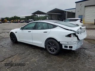 2022 Tesla Model S with VIN 5YJSA1E59NF488969, listed as a Copart auction lot 53686495 with 20,040 mi miles and Salvage Title. Bid and sale history available at DreamBid. Image 2.