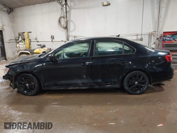 2015 Volkswagen Jetta SE с VIN 3VWD17AJ2FM267464, выставлен на аукционе IAAI как лот 41538172 с пробегом 113 454 миль миль и . История ставок и продаж доступна на DreamBid. Изображение 14.