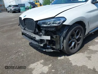 2025 BMW X4 xDrive30i with VIN 5UX33DT03S9X59312, listed as a IAAI auction lot 42531616 with 8,189 mi miles and . Bid and sale history available at DreamBid. Image 6.