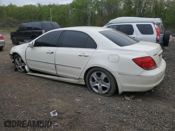 2005 Acura RL with VIN JH4KB16585C014180, listed as a Copart auction lot 53660715 with 0 mi miles and Salvage Title. Bid and sale history available at carsss.com. Image 2.