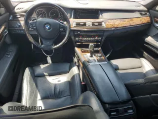 2013 BMW 7 Series 750i with VIN WBAYA8C58DC996865, listed as a Copart auction lot 61831294 with 151,238 mi miles and Salvage Title. Bid and sale history available at DreamBid. Image 8.