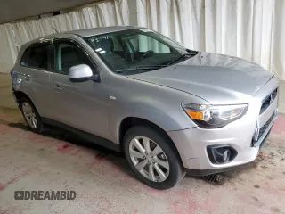 2015 Mitsubishi Outlander ES z VIN 4A4AR3AU6FE008170, wystawiony jako Copart lot #55080575 z przebiegiem 125 125 mil mil oraz Szkoda całkowita • Salvage title. Historia ofert i sprzedaży dostępna na DreamBid. Obrazek 4.