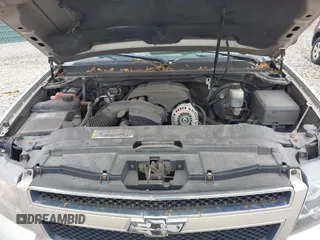 2009 Chevrolet Avalanche 2LT z VIN 3GNFK22019G174057, wystawiony jako IAAI lot #42348675 z przebiegiem Nie podano mil oraz . Historia ofert i sprzedaży dostępna na DreamBid. Obrazek 10.