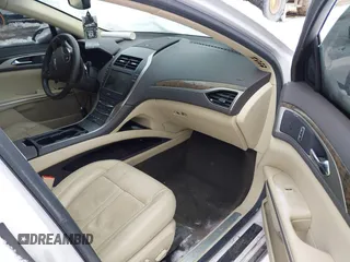 2015 Lincoln MKZ с VIN 3LN6L2JK2FR603436, выставлен на аукционе IAAI как лот 41598218 с пробегом 107 059 миль миль и . История ставок и продаж доступна на DreamBid. Изображение 5.