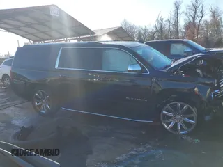 2018 Chevrolet Suburban Premier z VIN 1GNSKJKCXJR134700, wystawiony jako IAAI lot #41282040 z przebiegiem 105 554 mil mil oraz . Historia ofert i sprzedaży dostępna na DreamBid. Obrazek 13.