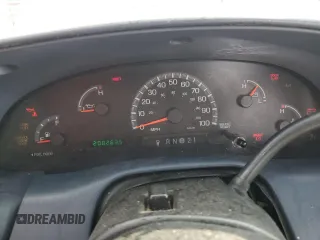 2000 Ford F-150 XL с VIN 1FTPF18L8YKA58312, выставлен на аукционе Copart как лот 45748355 с пробегом 200 263 миль миль и Списание • Salvage title. История ставок и продаж доступна на DreamBid. Изображение 9.