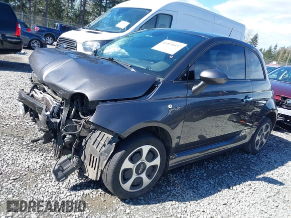 2015 FIAT 500e with VIN 3C3CFFGEXFT652883, listed as a IAAI auction lot 41895022 with 70,641 mi miles. Bid and sale history available at carsss.com. Image 19.