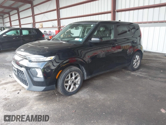2022 Kia Soul LX with VIN KNDJ23AU1N7162106, listed as a IAAI auction lot 42071090 with 122,831 mi miles and . Bid and sale history available at DreamBid. Image 2.