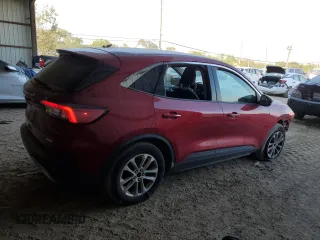 2020 Ford Escape SE with VIN 1FMCU0G63LUA94511, listed as a Copart auction lot 71383934 with 89,246 mi miles and Salvage Title. Bid and sale history available at carsss.com. Image 3.