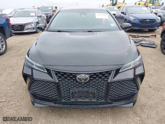 2019 Toyota Avalon XLE with VIN 4T1BZ1FB7KU024316, listed as a IAAI auction lot 41198989 with NaN miles. Bid and sale history available at carsss.com. Image 13.