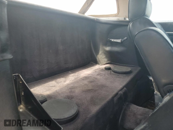 1980 Mercedes-Benz SL with VIN 10704412060233, listed as a Copart auction lot 63038205 with 26,039 mi miles and Clean title. Bid and sale history available at DreamBid. Image 10.
