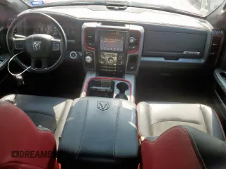 2016 Ram 1500 Rebel z VIN 1C6RR7YT5GS363811, wystawiony jako Copart lot #56161525 z przebiegiem 136 611 mil mil oraz Szkoda całkowita • Salvage title. Historia ofert i sprzedaży dostępna na DreamBid. Obrazek 8.