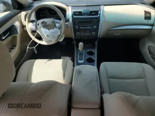 2015 Nissan Altima 2.5 with VIN 1N4AL3AP6FC143038, listed as a Copart auction lot 62006015 with 71,061 mi miles and Salvage title. Bid and sale history available at DreamBid. Image 8.