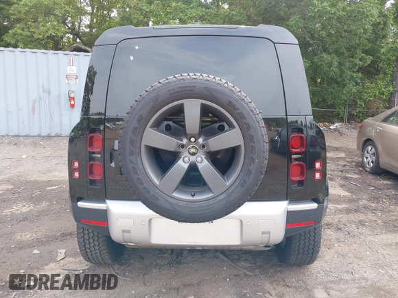 2025 Land Rover Defender S with VIN SALEJ7EXXS2442351, listed as a IAAI auction lot 42504524 with 1,959 mi miles and . Bid and sale history available at DreamBid. Image 16.