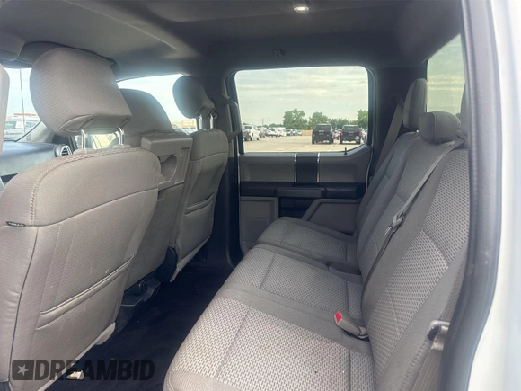 2016 Ford F-150 XLT z VIN 1FTEW1C87GFC59877, wystawiony jako IAAI lot #42882814 z przebiegiem 159 817 mil mil oraz . Historia ofert i sprzedaży dostępna na DreamBid. Obrazek 5.
