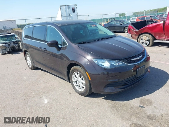2017 Chrysler Pacifica Touring with VIN 2C4RC1DG7HR695171, listed as a IAAI auction lot 42230782 with 114,273 mi miles and . Bid and sale history available at DreamBid. Image 1.
