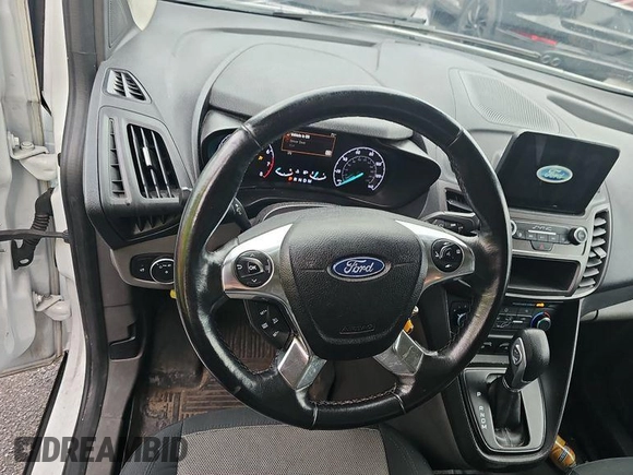 2019 Ford Transit Connect XL z VIN NM0LS7E28K1396540, wystawiony jako IAAI lot #42818829 z przebiegiem 83 782 mil mil oraz . Historia ofert i sprzedaży dostępna na DreamBid. Obrazek 25.