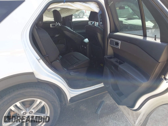 2020 Ford Explorer XLT with VIN 1FMSK7DH8LGB63675, listed as a IAAI auction lot 41802997 with 95,665 mi miles and . Bid and sale history available at DreamBid. Image 8.