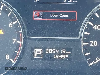 2015 Nissan Altima 2.5 z VIN 1N4AL3AP2FC591986, wystawiony jako IAAI lot #42172883 z przebiegiem 205 419 mil mil oraz . Historia ofert i sprzedaży dostępna na DreamBid. Obrazek 15.