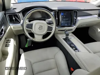 2019 Volvo S60 Momentum with VIN 7JR102FK8KG007329, listed as a Copart auction lot 61924484 with 68,526 mi miles and Non Repairable. Bid and sale history available at carsss.com. Image 8.