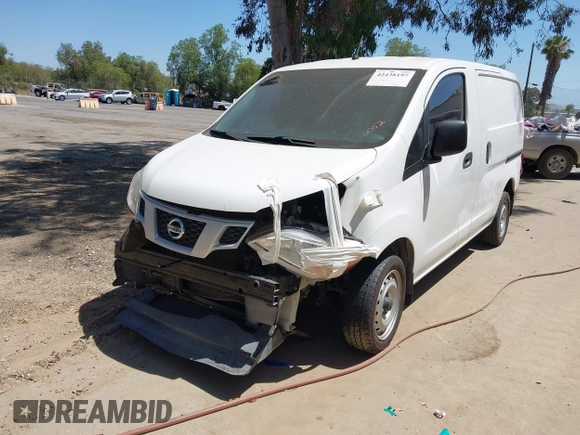 2015 Nissan NV200 SV z VIN 3N6CM0KN2FK690052, wystawiony jako IAAI lot #42438197 z przebiegiem 193 011 mil mil oraz . Historia ofert i sprzedaży dostępna na DreamBid. Obrazek 2.