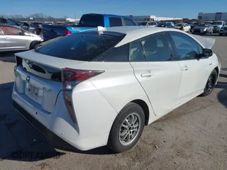2017 Toyota Prius Two z VIN JTDKARFU9H3043444, wystawiony jako IAAI lot #41729481 z przebiegiem 148 706 mil mil oraz . Historia ofert i sprzedaży dostępna na DreamBid. Obrazek 4.