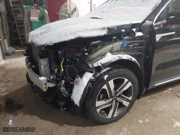 2022 Kia Sorento Plug-In Hybrid SX with VIN KNDRJDLH9N5114845, listed as a IAAI auction lot 41172297 with 54,390 mi miles. Bid and sale history available at carsss.com. Image 6.