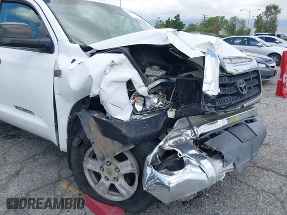 2008 Toyota Tundra z VIN 5TFEV54128X049128, wystawiony jako IAAI lot #42249292 z przebiegiem 313 233 mil mil oraz . Historia ofert i sprzedaży dostępna na DreamBid. Obrazek 6.