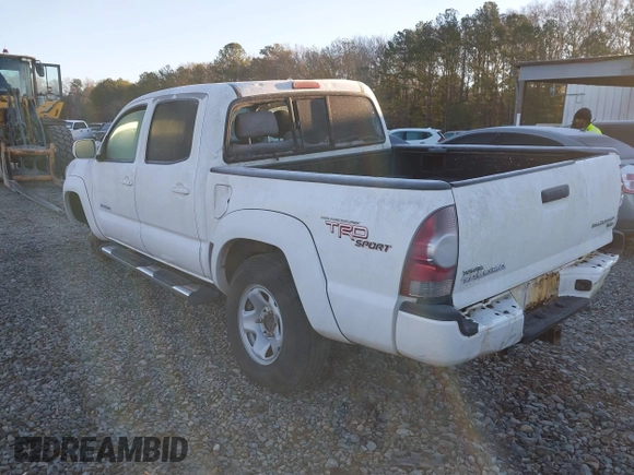 2011 Toyota Tacoma PreRunner with VIN 3TMJU4GN4BM120871, listed as a IAAI auction lot 41367953 with Not Provided miles and . Bid and sale history available at DreamBid. Image 3.