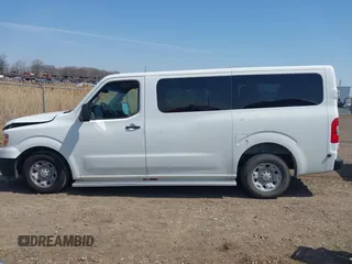 2013 Nissan NV SV z VIN 5BZBF0AA5DN200878, wystawiony jako IAAI lot #42016341 z przebiegiem 138 433 mil mil oraz . Historia ofert i sprzedaży dostępna na DreamBid. Obrazek 15.