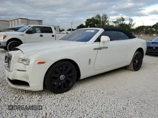 2016 Rolls-Royce Dawn z VIN SCA666D51GU102208, wystawiony jako Copart lot #83388274 z przebiegiem 25 930 mil mil oraz Szkody całkowita. Historia ofert i sprzedaży dostępna na DreamBid. Obrazek 1.