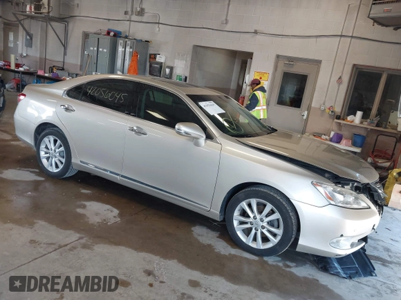 2010 Lexus ES with VIN JTHBK1EG7A2387679, listed as a IAAI auction lot 42056045 with 161,539 mi miles. Bid and sale history available at carsss.com. Image 1.