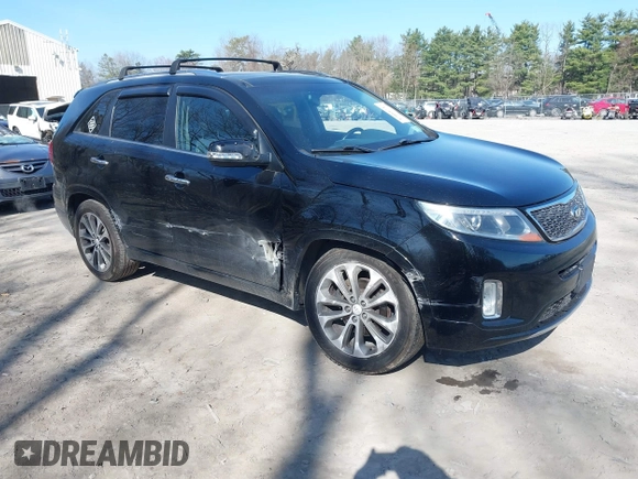 2015 Kia Sorento SX with VIN 5XYKWDA79FG619256, listed as a IAAI auction lot 42088747 with 203,335 mi miles. Bid and sale history available at carsss.com. Image 1.