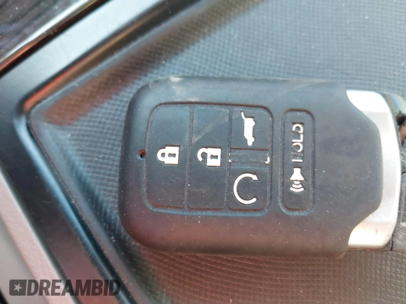 2016 Toyota Sienna XLE with VIN 5TDYK3DC7GS691618, listed as a IAAI auction lot 42496181 with 189,439 mi miles and . Bid and sale history available at DreamBid. Image 11.