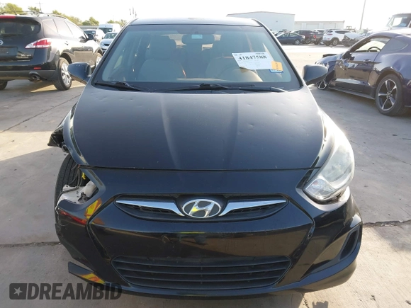 2013 Hyundai Accent GS z VIN KMHCT5AE7DU083304, wystawiony jako IAAI lot #41847588 z przebiegiem 133 971 mil mil oraz . Historia ofert i sprzedaży dostępna na DreamBid. Obrazek 13.