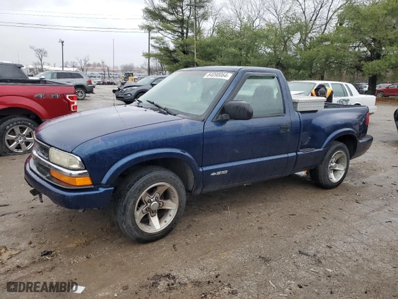 2000 Chevrolet S-10 LS with VIN 1GCCS1447Y8118831, listed as a Copart auction lot 84090064 with 0 mi miles and Salvage Title. Bid and sale history available at carsss.com. Image 1.