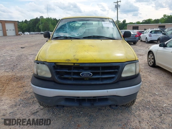 2000 Ford F-150 XL with VIN 1FTRX18W0YKB28000, listed as a IAAI auction lot 42451649 with 193,718 mi miles and . Bid and sale history available at DreamBid. Image 12.