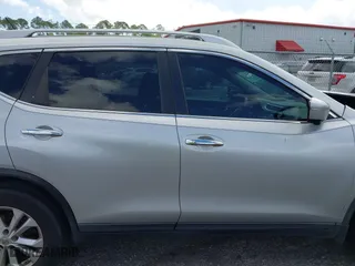 2015 Nissan Rogue SV with VIN KNMAT2MT5FP504510, listed as a IAAI auction lot 41935481 with 136,721 mi miles. Bid and sale history available at carsss.com. Image 14.