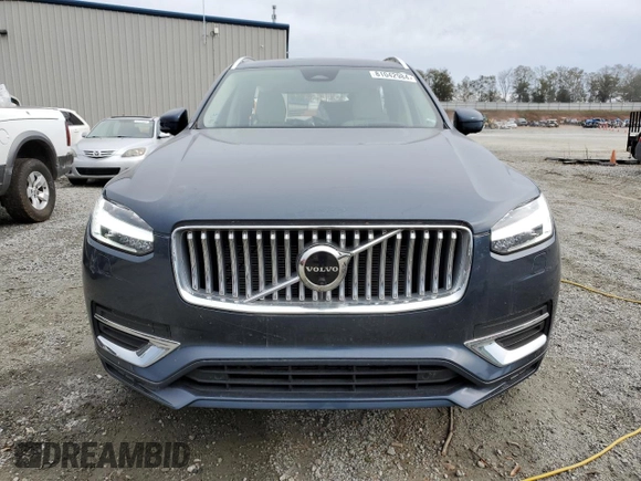 2023 Volvo XC90 Ultimate with VIN YV4062PA3P1960097, listed as a Copart auction lot 81042984 with 25,134 mi miles and Salvage Title. Bid and sale history available at carsss.com. Image 5.