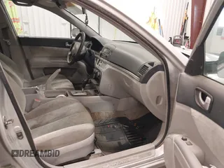 2006 Hyundai Sonata GLS with VIN 5NPEU46F76H016124, listed as a IAAI auction lot 41900730 with 253,936 mi miles and . Bid and sale history available at DreamBid. Image 5.