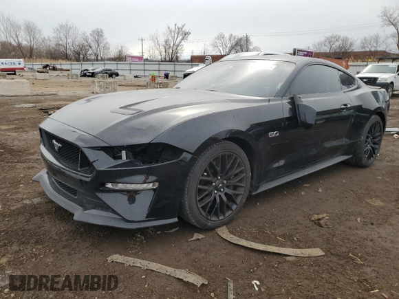 2021 Ford Mustang GT z VIN 1FA6P8CF8M5150487, wystawiony jako Copart lot #49863875 z przebiegiem 24 943 mil mil oraz Szkody całkowita. Historia ofert i sprzedaży dostępna na DreamBid. Obrazek 1.