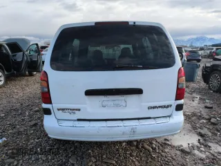 2002 Chevrolet Venture w/1SV Pkg with VIN 1GNDU23E52D162637, listed as a Copart auction lot 86563964 with 166,036 mi miles and Salvage Title. Bid and sale history available at carsss.com. Image 6.