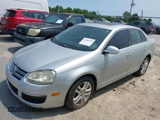 2007 Volkswagen Jetta 2.5 с VIN 3VWSF71K97M093153, выставлен на аукционе IAAI как лот 42392471 с пробегом 228 039 миль миль и . История ставок и продаж доступна на DreamBid. Изображение 14.