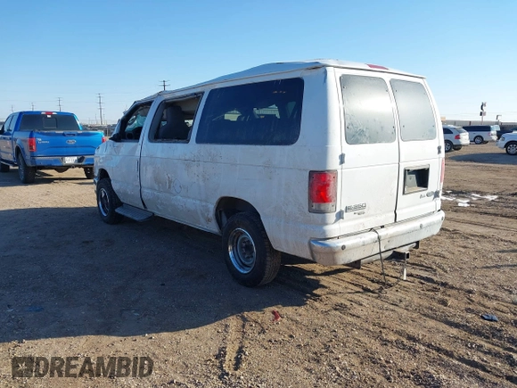 2014 Ford Econoline Passenger XL with VIN 1FBNE3BL1EDA97830, listed as a IAAI auction lot 41633760 with 100,953 mi miles. Bid and sale history available at carsss.com. Image 3.