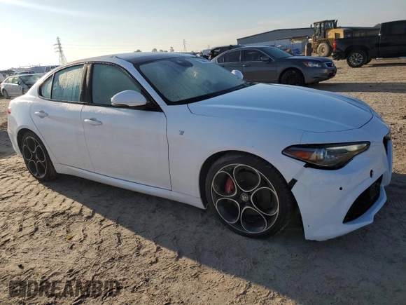2022 Alfa Romeo Giulia Ti with VIN ZARFAMBNXN7654757, listed as a Copart auction lot 71640024 with 42,418 mi miles and Salvage Title. Bid and sale history available at carsss.com. Image 4.