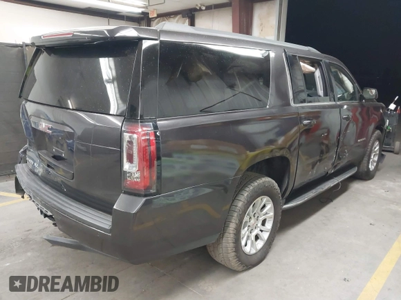 2018 GMC Yukon XL SLT Standard Edition with VIN 1GKS2JKCXJR376058, listed as a IAAI auction lot 41507544 with 110,299 mi miles. Bid and sale history available at carsss.com. Image 4.