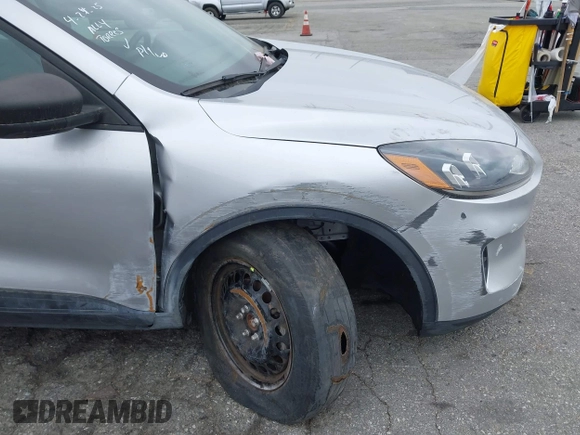 2020 Ford Escape S с VIN 1FMCU0F67LUB91776, выставлен на аукционе IAAI как лот 42386274 с пробегом 64 497 миль миль и . История ставок и продаж доступна на DreamBid. Изображение 19.