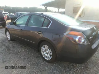 2009 Nissan Altima S z VIN 1N4AL21E99N400095, wystawiony jako IAAI lot #42376030 z przebiegiem 97 498 mil mil oraz . Historia ofert i sprzedaży dostępna na DreamBid. Obrazek 3.